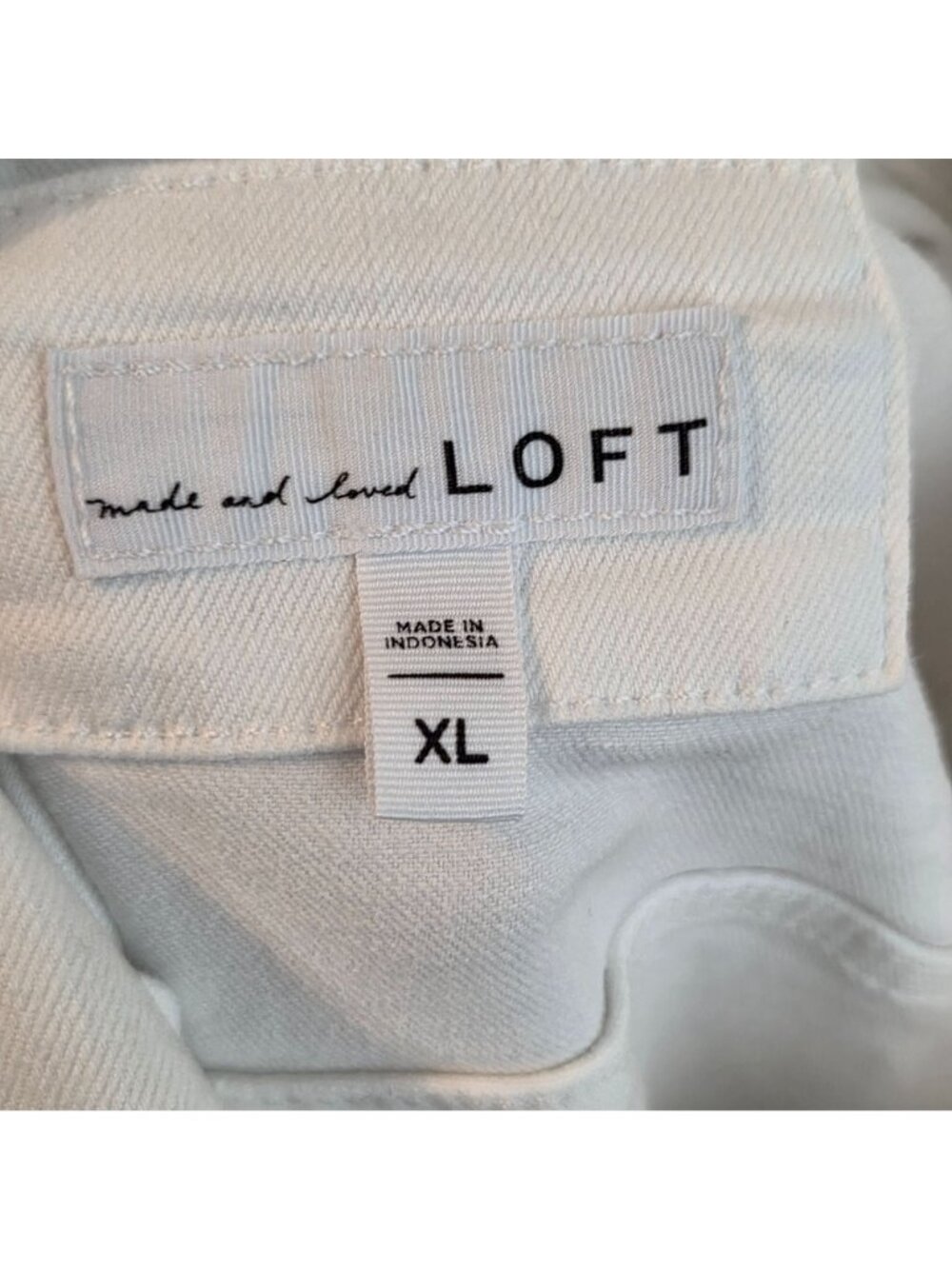 LOFT Women’s White Denim Trucker Jacket Button Up Size XL - Picture 7 of 10